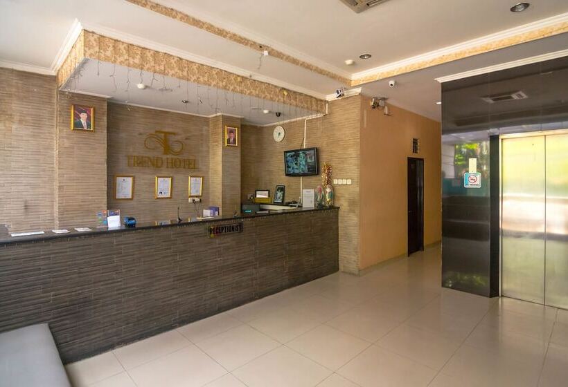 فندق Reddoorz Near Rs Husada