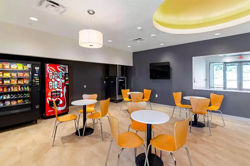 Motel 6 Austin Airport