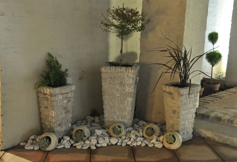 ペンション House And Heart Guest House