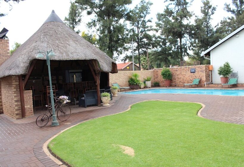 ペンション House And Heart Guest House