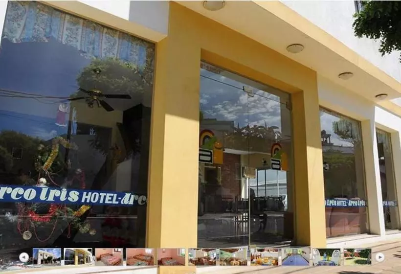 Hotelli Arco Iris