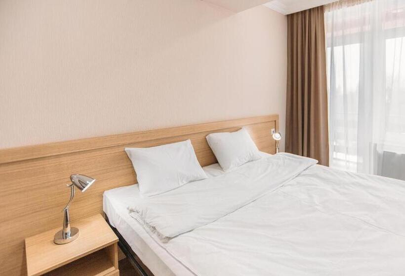 هتل Royal Bakuriani