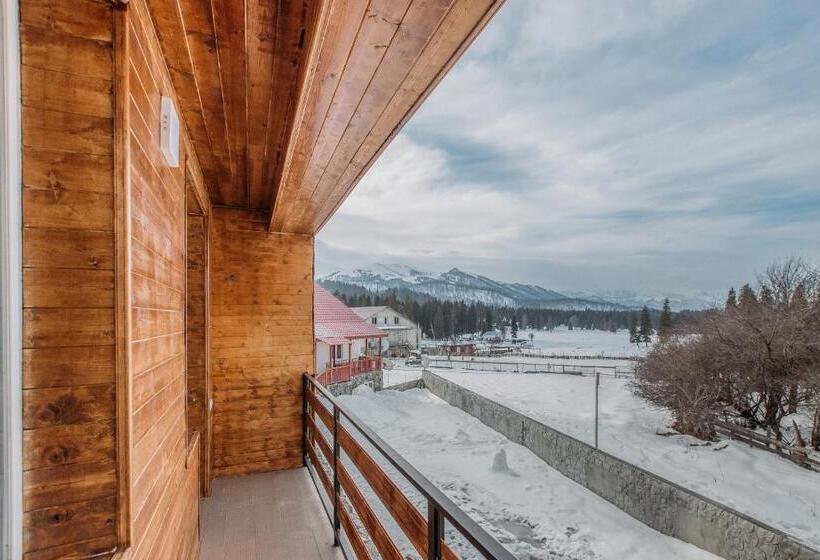 هتل Royal Bakuriani