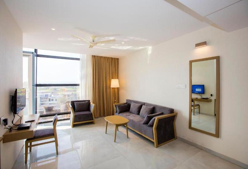 Sapphire Premium Hotel & Suite