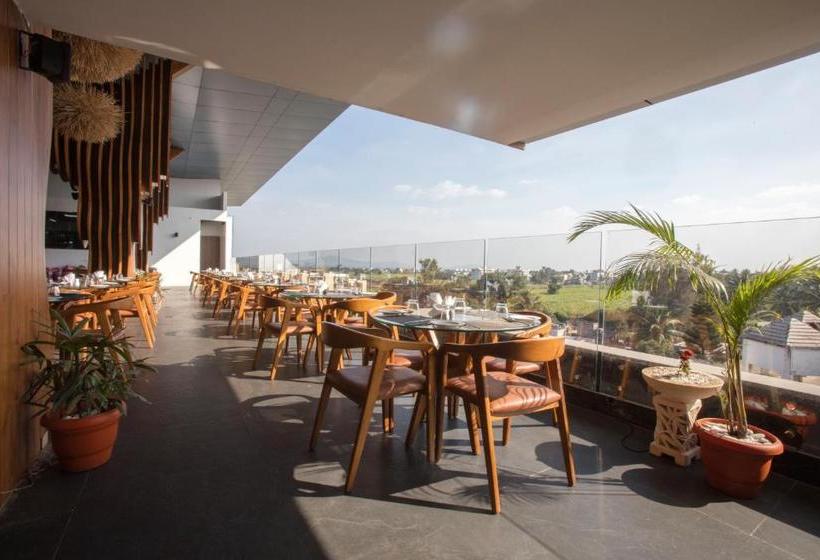 Sapphire Premium Hotel & Suite