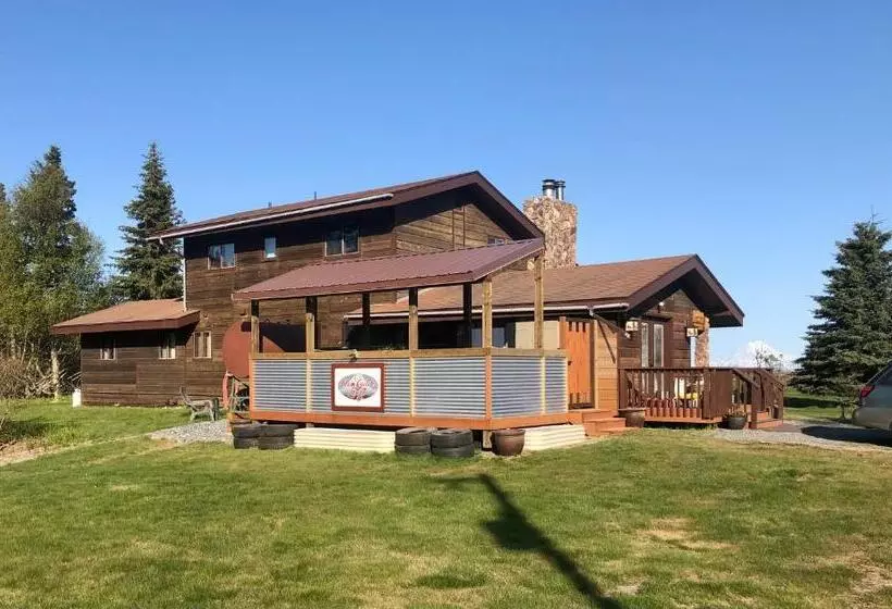 Retkeilymaja Clam Gulch Lodge