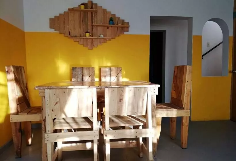 Aamiaismajoitus (B&B) Bermejo Hostel