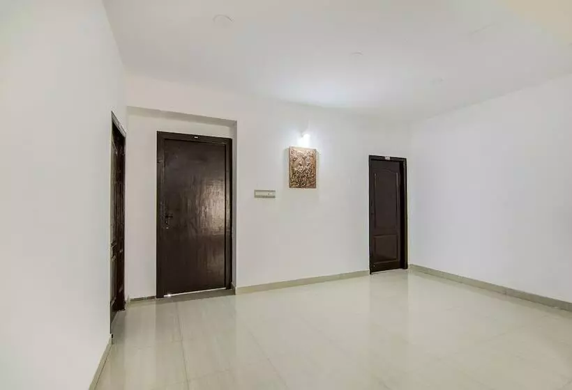 ホテル Oyo 24044 Appledoor Service Apartment