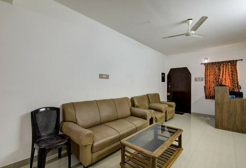 ホテル Oyo 24044 Appledoor Service Apartment