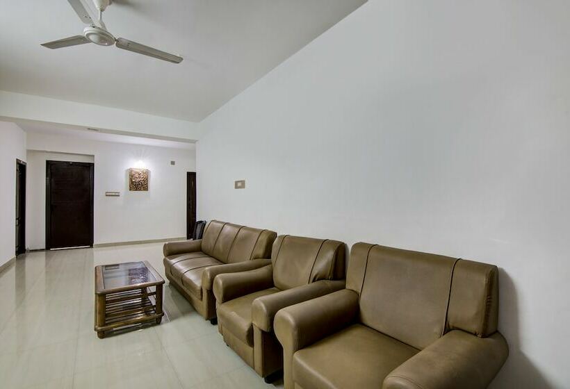 ホテル Oyo 24044 Appledoor Service Apartment