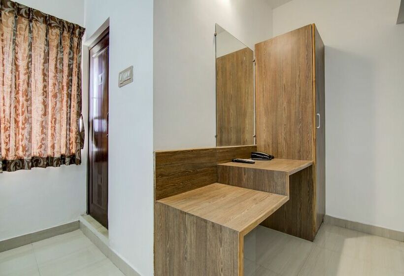 ホテル Oyo 24044 Appledoor Service Apartment