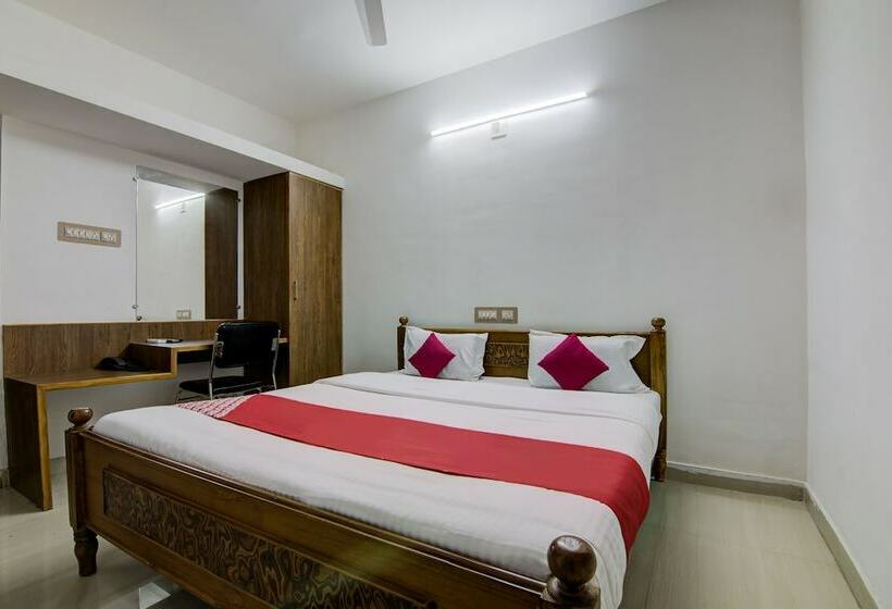 ホテル Oyo 24044 Appledoor Service Apartment