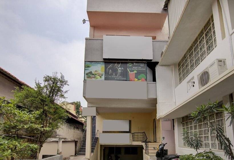 ホテル Oyo 24044 Appledoor Service Apartment