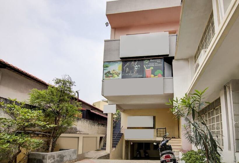 ホテル Oyo 24044 Appledoor Service Apartment