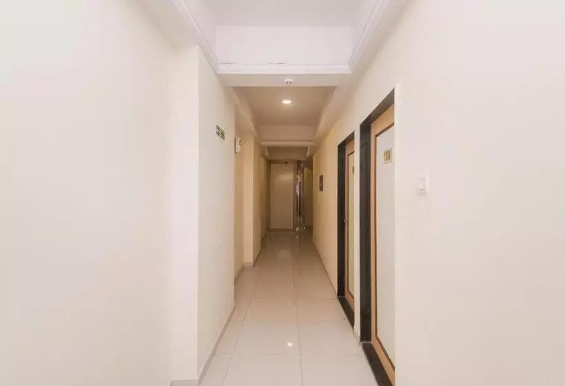 ホテル Capital O Orbit Inn Near Infiniti Mall