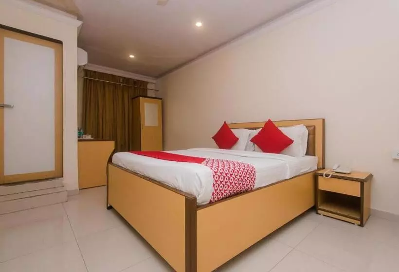 ホテル Capital O Orbit Inn Near Infiniti Mall