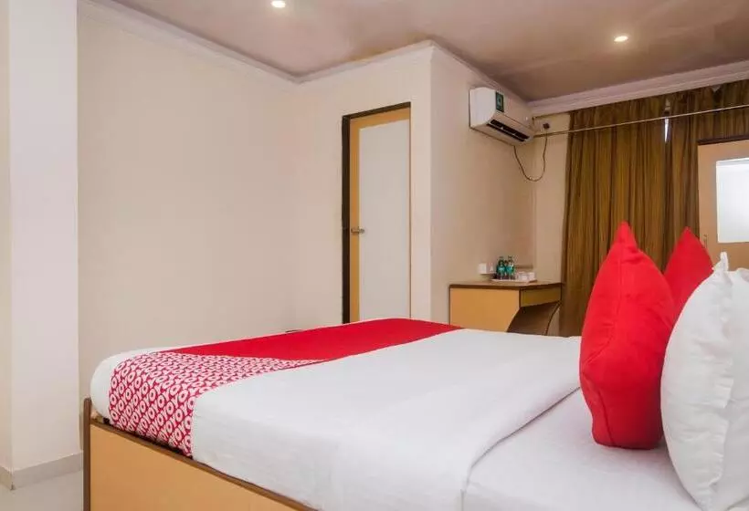 ホテル Capital O Orbit Inn Near Infiniti Mall