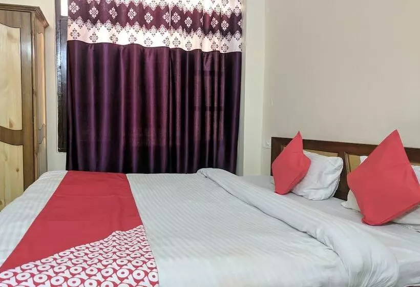 ホテル Oyo 24660 Mahasu Villa