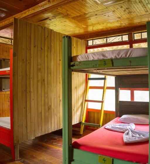 پانسیون Surf House Estilo Libre