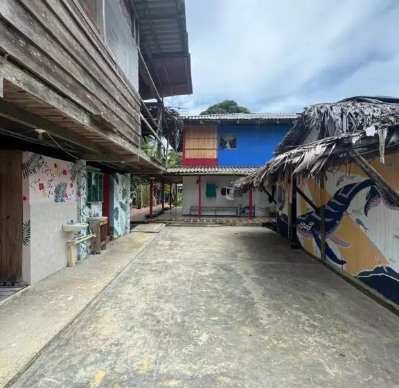 ペンション Surf House Estilo Libre