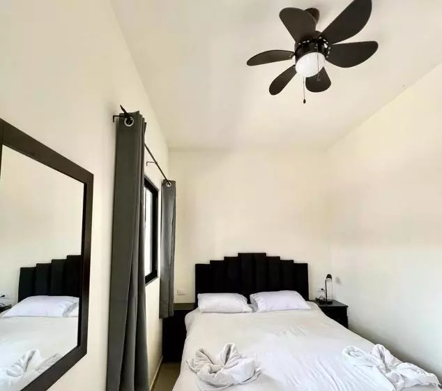 هاستل Zoola Resort San Pedro La Laguna