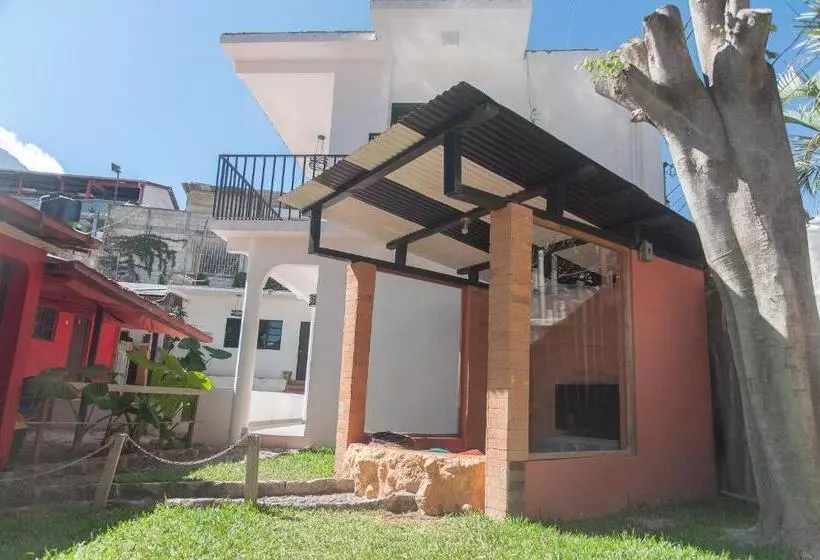 هاستل Zoola Resort San Pedro La Laguna