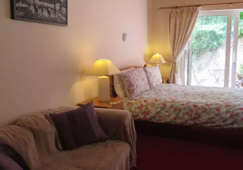 Aamiaismajoitus (B&B) Pond House