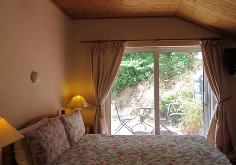 Aamiaismajoitus (B&B) Pond House