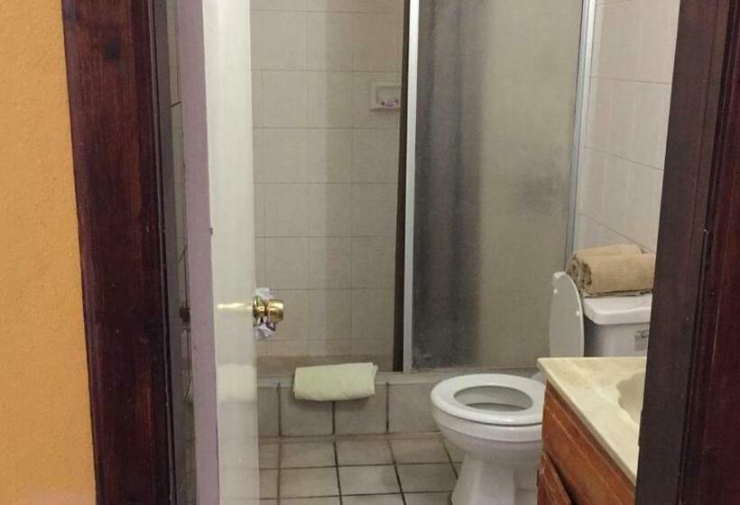 ホテル Cuesta Real