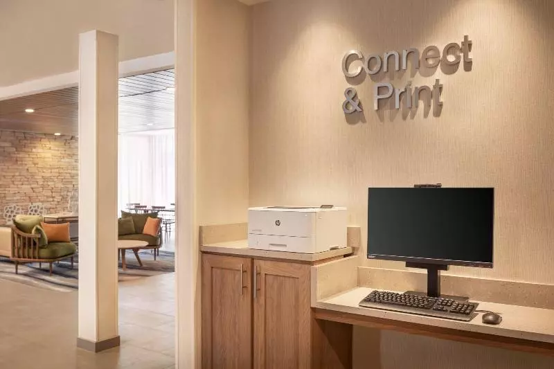 ホテル Fairfield Inn & Suites By Marriott Fresno North/shaw Avenue