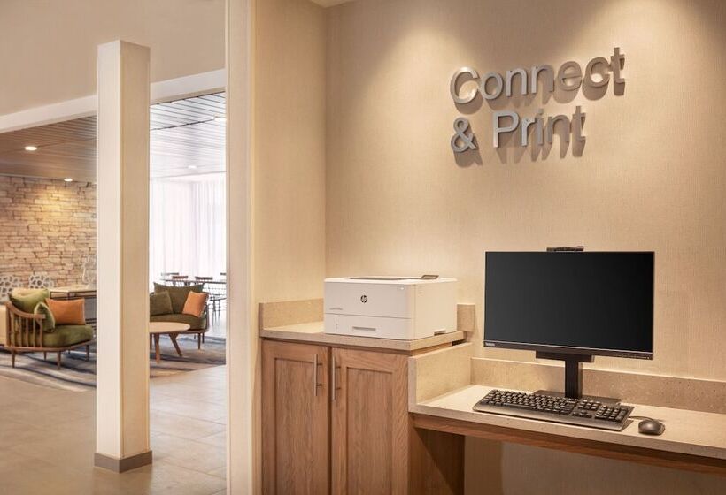 فندق Fairfield Inn & Suites By Marriott Fresno North/shaw Avenue