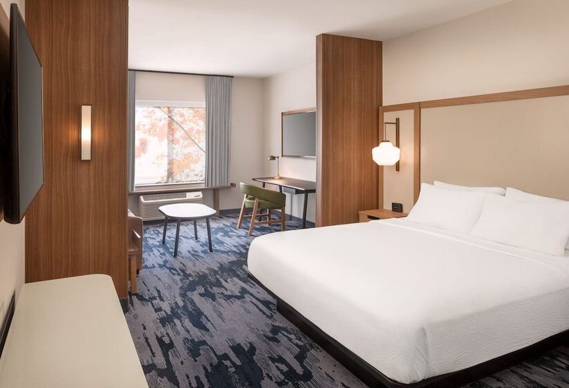 فندق Fairfield Inn & Suites By Marriott Fresno North/shaw Avenue
