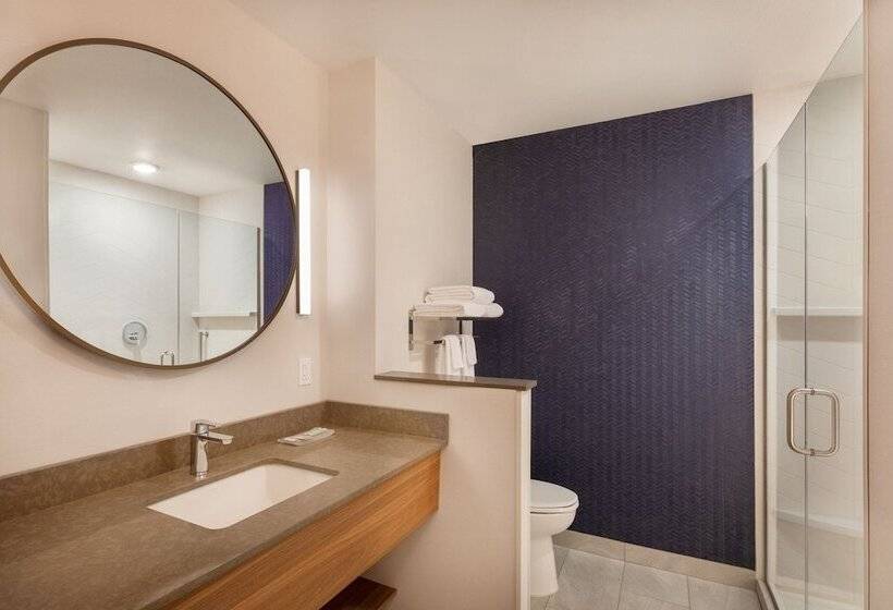 فندق Fairfield Inn & Suites By Marriott Fresno North/shaw Avenue