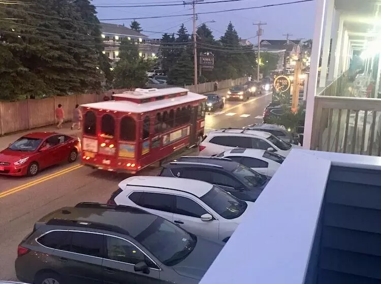 Hotelli Seagrass Inn