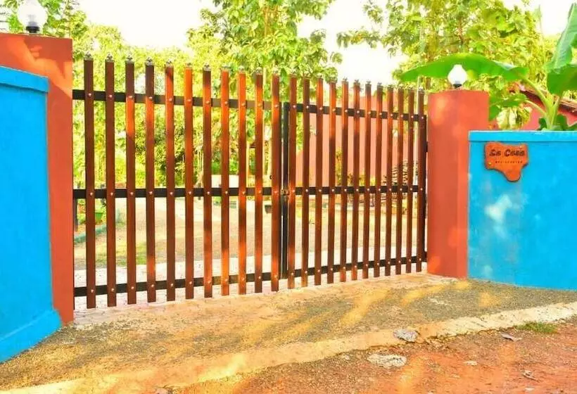 La Casa Safari Resort
