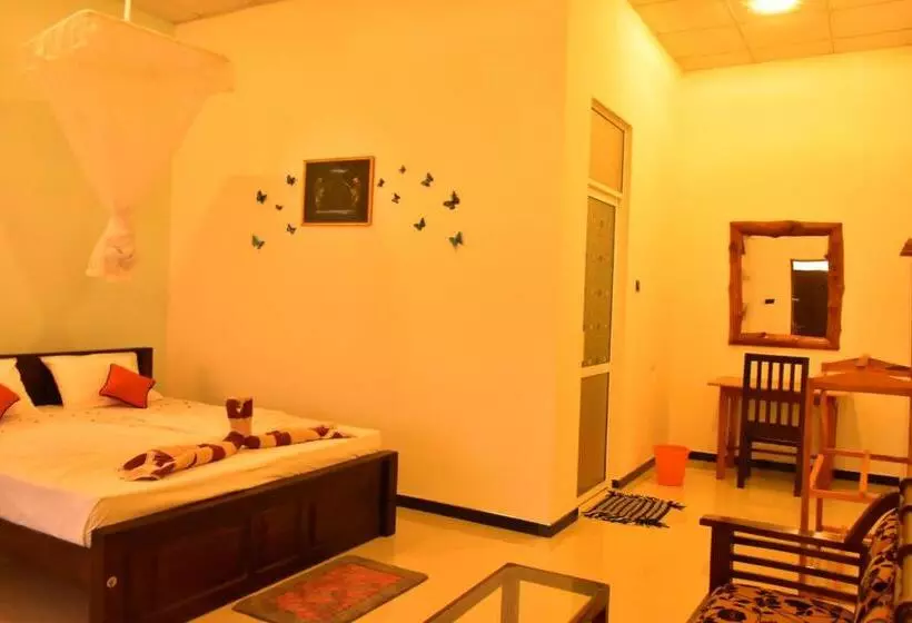 La Casa Safari Resort