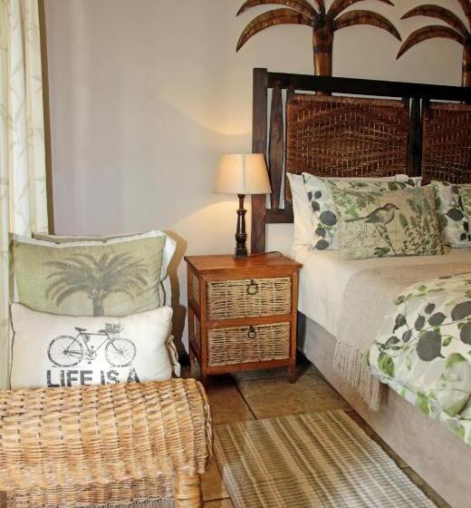 پانسیون Blue Grass Nest