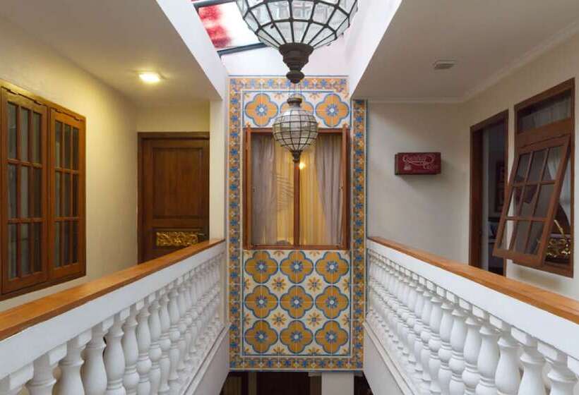 Pension Reddoorz Near Gasibu Bandung