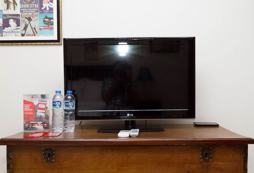 Pension Reddoorz Near Gasibu Bandung