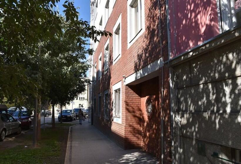 هاستل Exit Labirint Centar