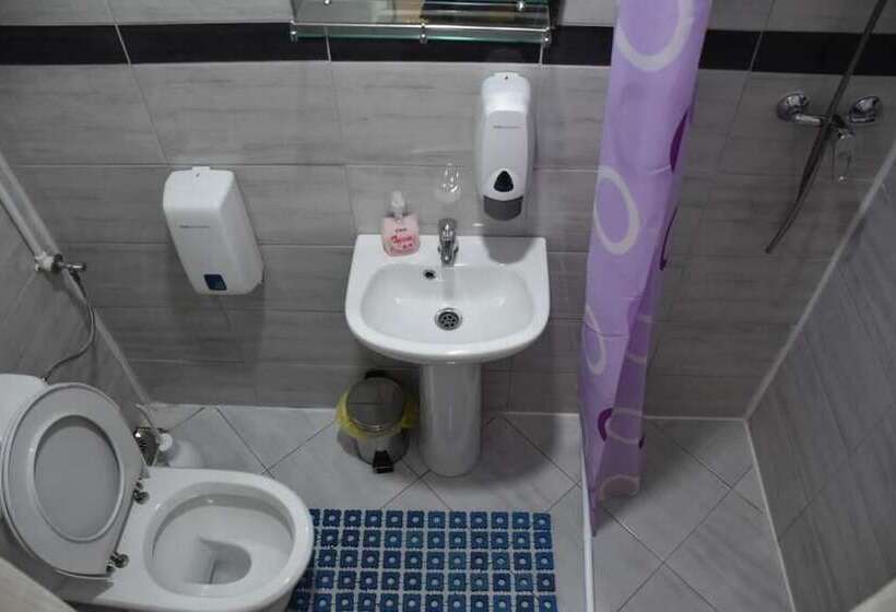 هاستل Exit Labirint Centar