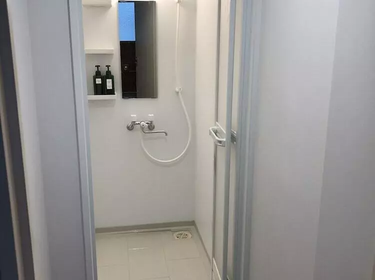 هاستل Santiago Guesthouse Naha