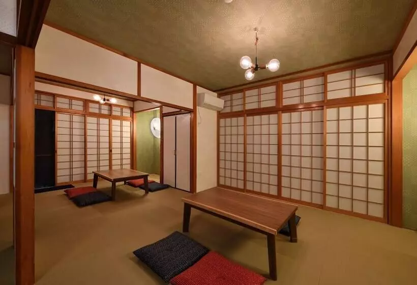 هاستل Santiago Guesthouse Naha