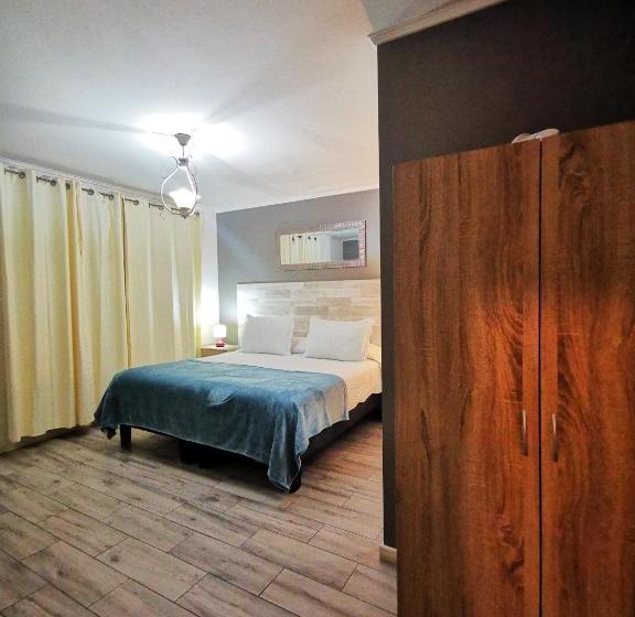 تختخواب و صبحانه Doña Francisca