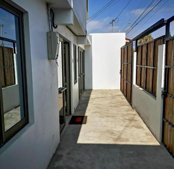 تختخواب و صبحانه Doña Francisca