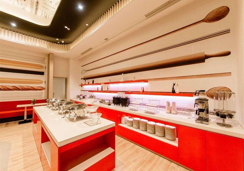 Отель Ibis Haimen South Changjiang Rd