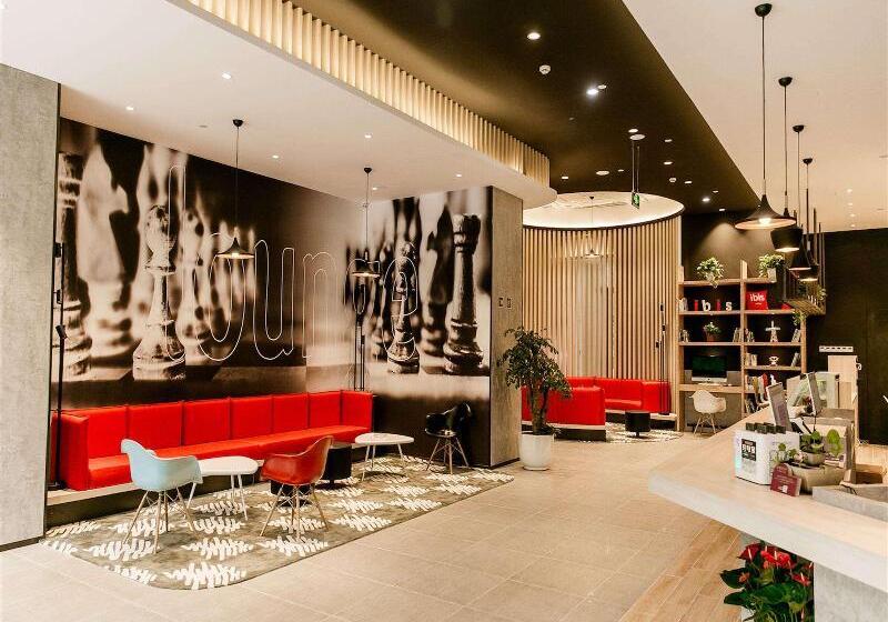 Отель Ibis Haimen South Changjiang Rd