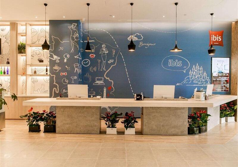 Отель Ibis Haimen South Changjiang Rd