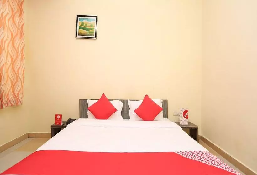 Oyo 24097 Hotel Gangotri