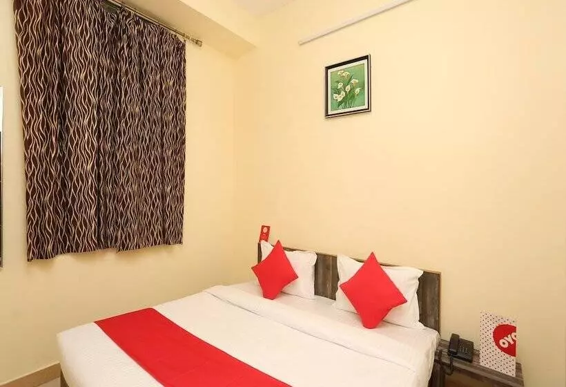 Oyo 24097 Hotel Gangotri